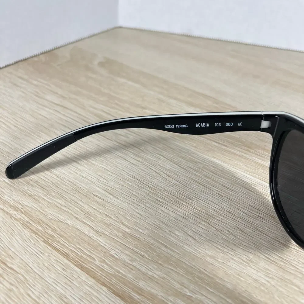 Native Acadia 193 300 AC Sunglasses 17 V1 Polished Black Excellent Cond!